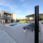 Casa Villa *