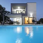 Villa Casa *