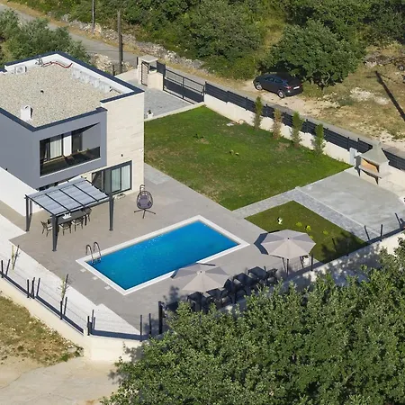 Casa Villa *